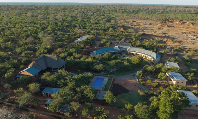 Southern Province Cabin | The Nkhosi Livingstone Lodge and Spa