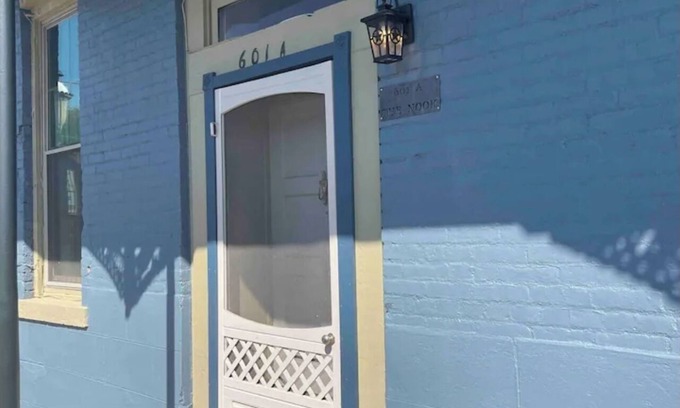 Van Buren Apartment | The Nook at Main Street Suites: Cozy studio apt in downtown Van Buren, AR