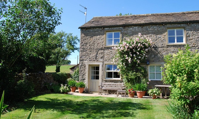 Skipton Cottage | The Nook Bank Newton