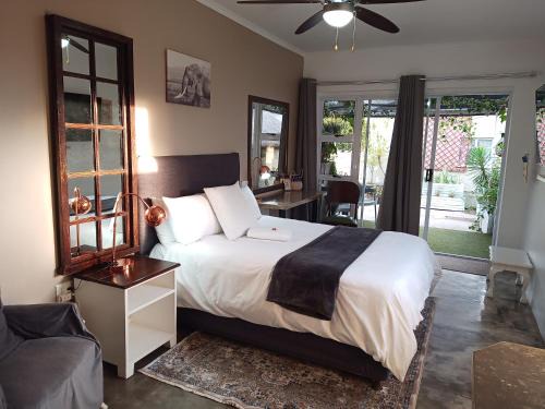 Komani House | The Oak Treehouse BnB Queenstown