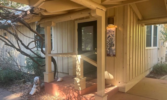 Nevada City Apartment | The Oakes at HeartSpace Ranch