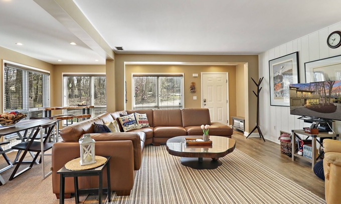 Fontana Condo | The Oaks Retreat |Abbey Springs Resort |Upper & Lower Living Rooms |Wraparound Deck |Pool |Beach