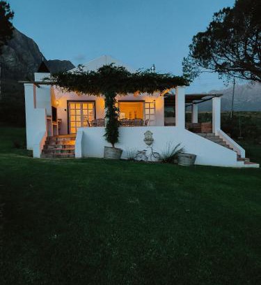Tulbagh Apartment | The Oaks Tulbagh