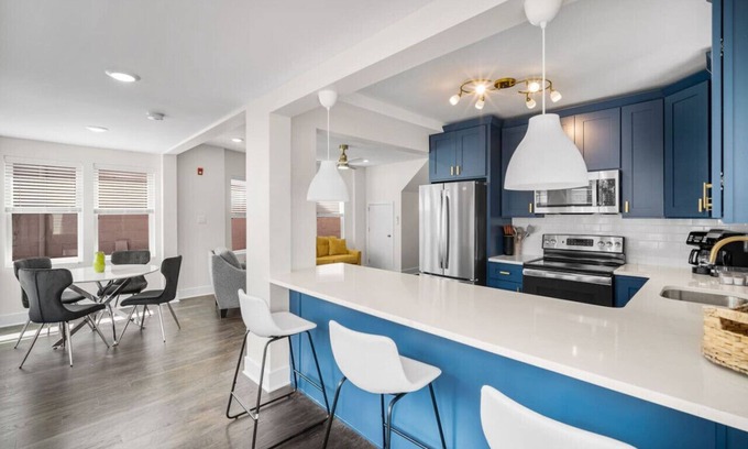 North End Apartment | The Octopus House: Stylish 2BR Getaway - Sleeps 6