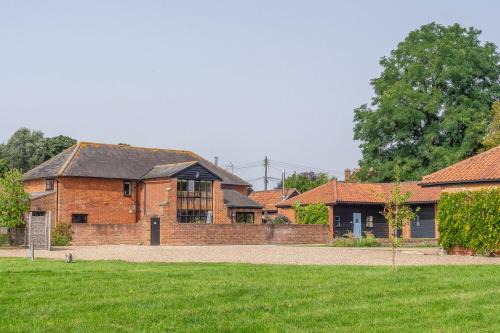 Ipswich House | The Old Barn