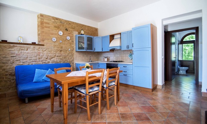 Monteprandone Apartment | The Old Boat - Blue