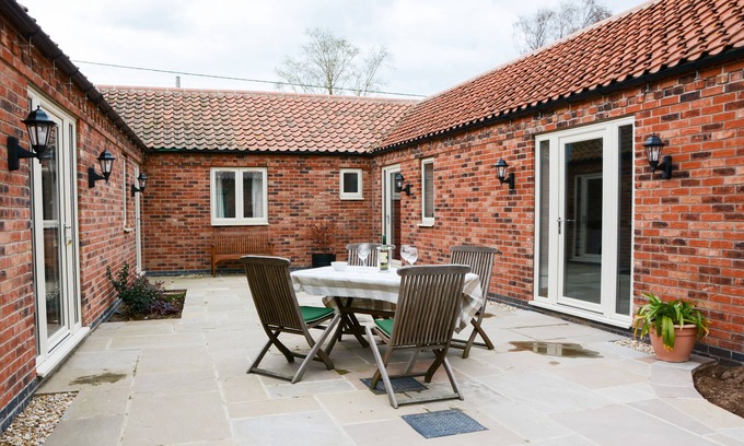 Sutton on Trent House | The Old Dairy, luxury Barn ideally situated to explore rural Nottinghamshire