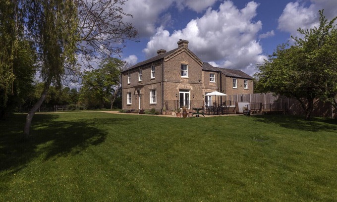Sawtry Other | The Old Farmhouse & Maid's Cottage · Perfect rural escape in Farmhouse & Cottage annex