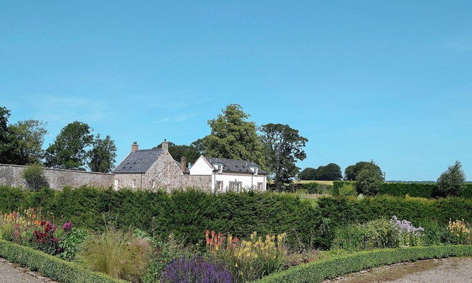 Montrose Cottage | The Old Gasworks Building