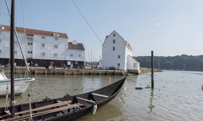 Martlesham Heath House | The Old Granary Cottage, Woodbridge Tide Mill