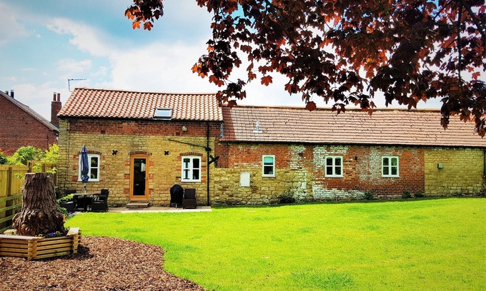 Low Catton Cottage | The Old Granary - Holiday Cottage