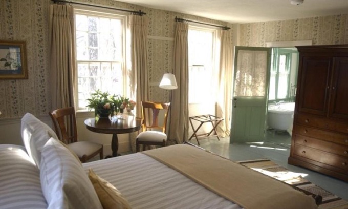 New Marlborough Hotel | The Old Inn On The Green