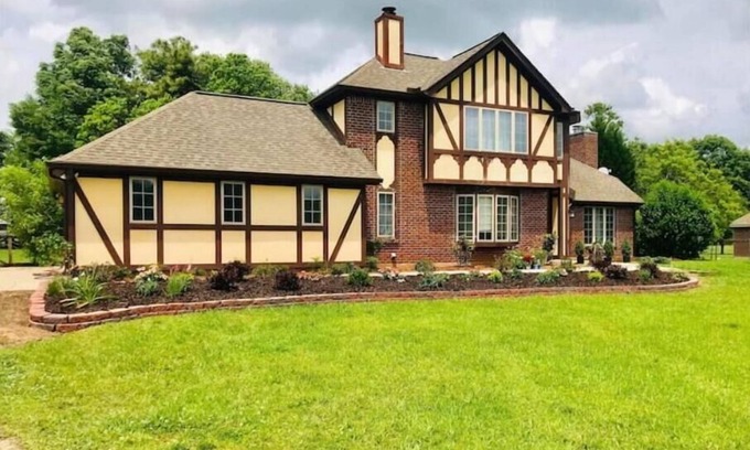 Covington House | The Old Oak House