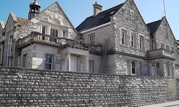 Portland Cottage | THE OLD PORTLAND COURTHOUSE, country holiday cottage in Fortuneswell