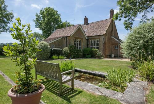 South Perrott House | The Old School
