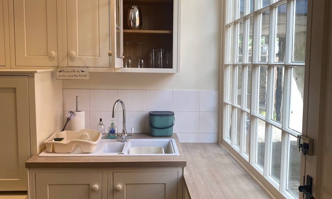 Wincanton House | The |Old School Rooms