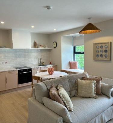 Donegal Apartment | The Old Schoolhouse - Castle View