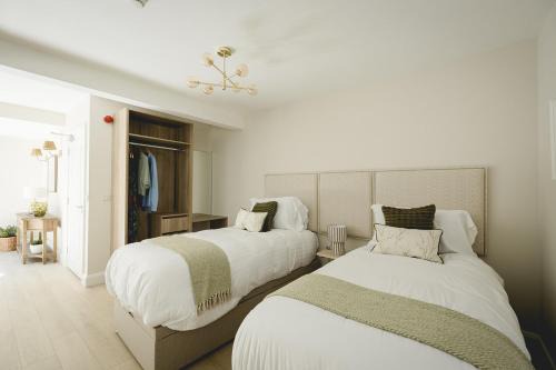 Donegal Apartment | The Old Schoolhouse - Teacher's Quarters