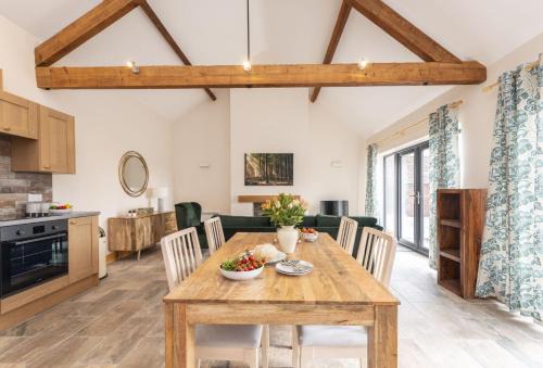 Whaddon House | The Old Stables at Bradley's Farm