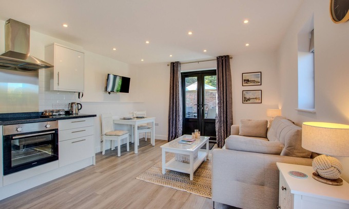 Hernhill House | The Old Stables - One Bedroom House, Sleeps 2