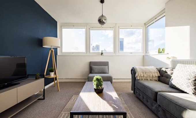 Hoxton West Apartment | The Old Street Collection