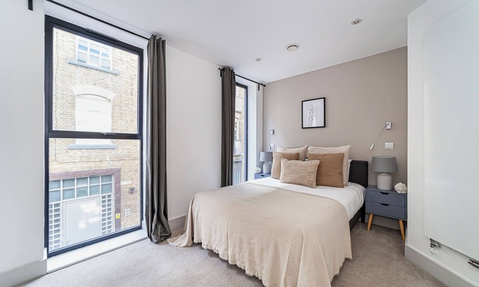 Bunhill Apartment | The Old Street Luxury Flat into 3 Bed Apartment in Old Street