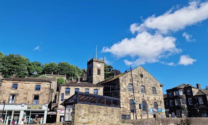 Holmbridge Cottage | THE OLD WASH KITCHEN - Charming Character Cottage in Holmfirth, Yorkshire