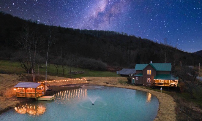Turtlepoint House | ‘The Olde Homestead’ w/Mtn Views Near Coudersport