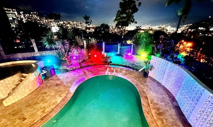 Buenos Aires Villa | The ONYX 8 BEDROOM MANSION VILLA, EL POBLADO 5 MIN FROM LLERAS PARK.