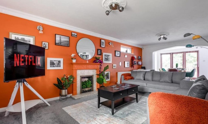 Basildon House | The Orange House Langdon Hills