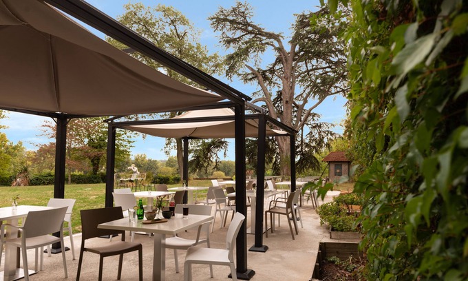 La Chapelle-Saint-Mesmin Hotel | The Originals Boutique, Parc Hôtel, Orléans Sud