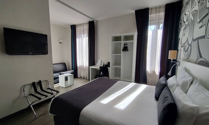 Montlucon Hotel | The Originals Boutique, Hôtel de l'Univers, Montluçon