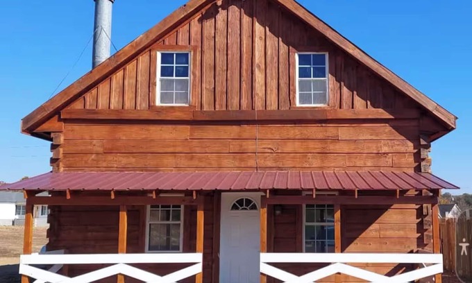 Kodak Cabin | The Outdoor Oasis –You Get $1089 Attraction Tickets per paid day, Dollywood Inc