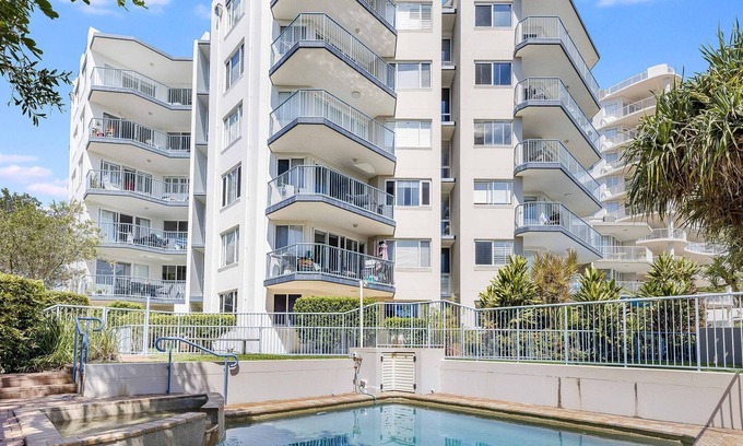 Currimundi Apartment | The Outlook unit 9 Currimundi QLD
