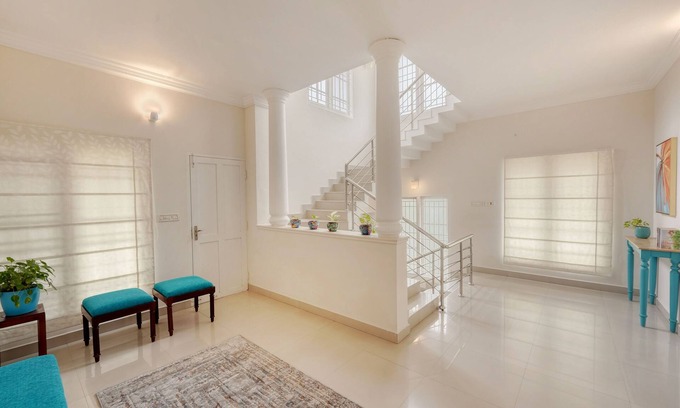 Vyttila Villa | The Oval House, Kochi - Approved by Kerala Tourism
