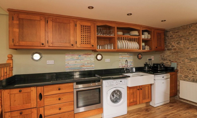 Tacumshane Cottage | THE OWL'S HOOT, pet friendly in Tacumshane, County Wexford