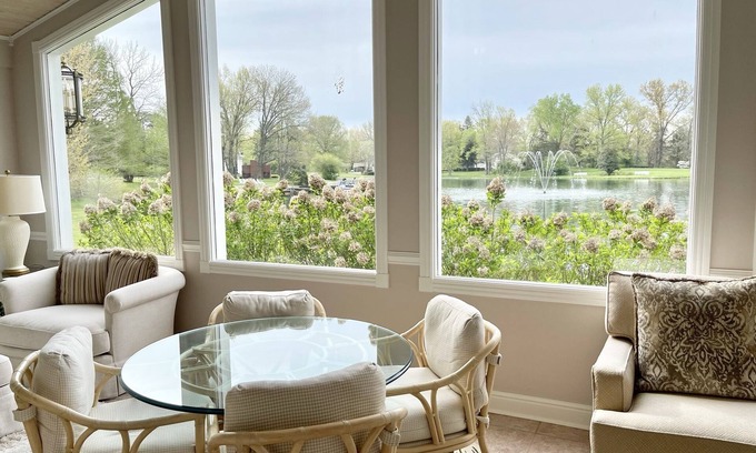 Carbondale House | The Owner Has Opened Thanksgiving Dates for the First Time!