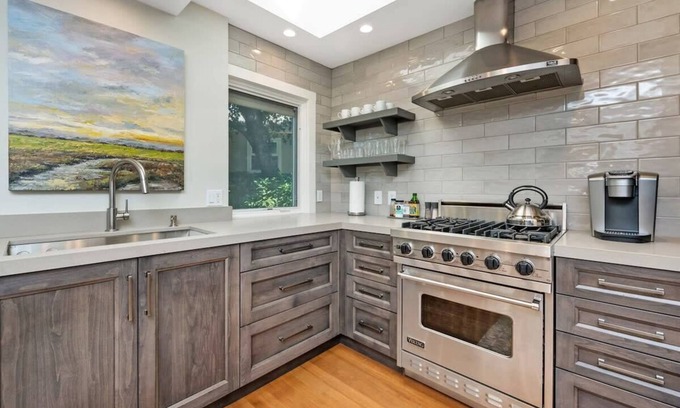 Alta Heights House | The Oxbow House - Designer 3BD/2BA Home