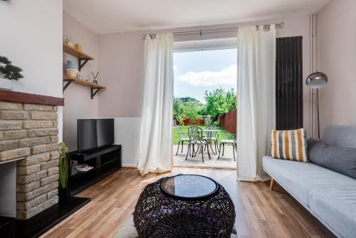 Oxford House | The Oxford Abode - 3-Bedroom House - large garden & free parking