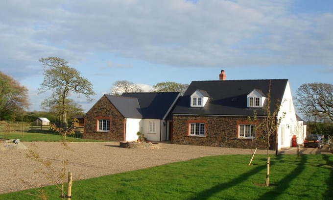 Haverfordwest Bed & Breakfast | The Paddock
