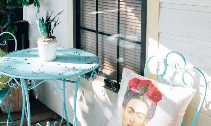 Brenham House | The Painted Lady-short walk to downtown square