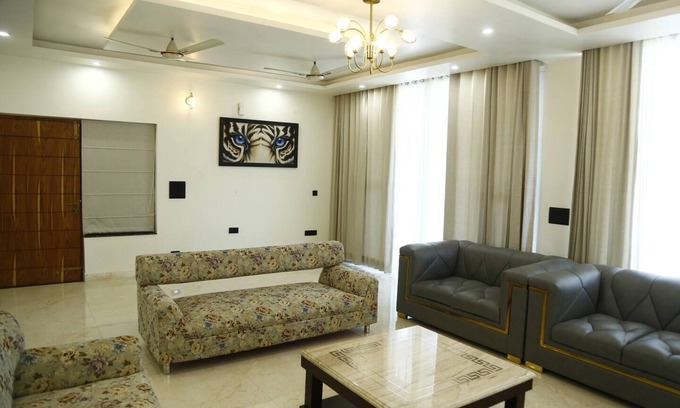Bullawala Apartment | The Palatial Homes- Luxury home stay in Dehradunn
