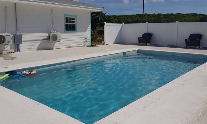 Governor's Harbour House | The Palm House with Swimming Pool and Beach Access.