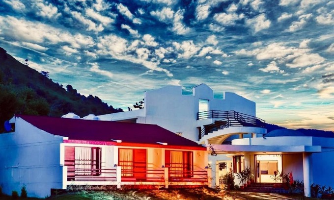 Bhagtpura Resort | The Palm Resort, Kainchi Dham Road. Bhimta