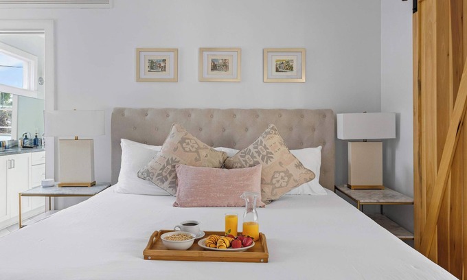 Cannonborough Elliotborough House | The Palmetto | Rooftop Deck, Perfect for Groups