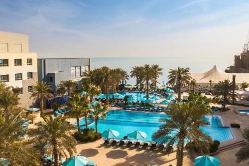 Salwa Resort | The Palms Beach Hotel & Spa