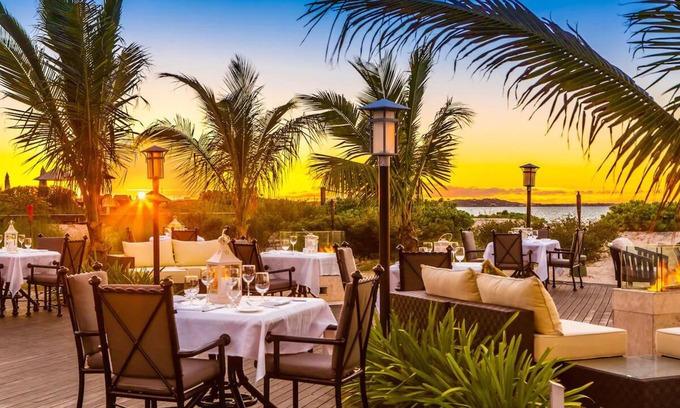 Grace Bay Hotel | The Palms, 3-bedroom Deluxe Oceanfront Suite – Infinity Pool & Beach Access