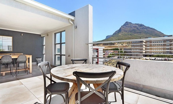 Observatory Apartment | The Paragon 317 - Two Bedroom Apartment, Sleeps 4