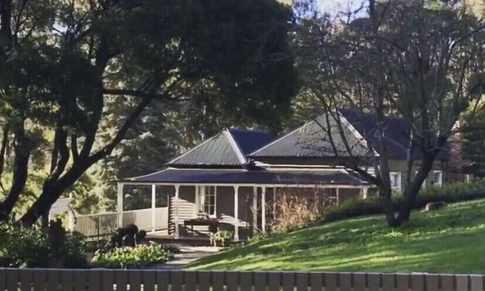 Blackwood House | The Park - Blackwood