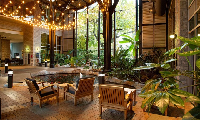 Downtown Victoria Apartment | The Parkside Hotel & Spa